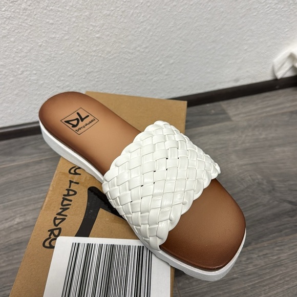 Dirty Laundry Enjoy It Slide Sandal - Picture 4 of 6